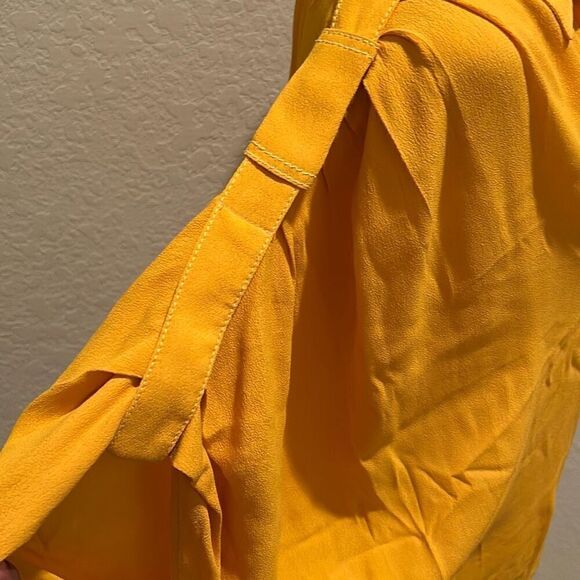 Diane Von Furstenberg L Roll Tab Sleeve Button Up Blouse Mustard Yellow Office - Picture 10 of 11